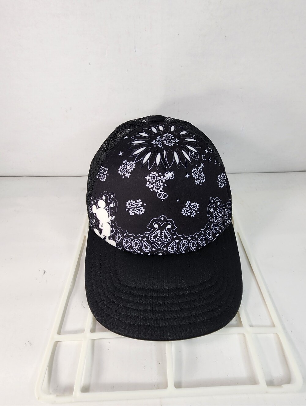 Neff x Disney Mickey Bandana Trucker Hat Snapback Black White RARE